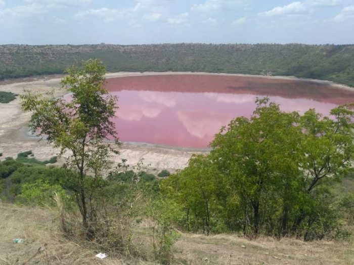 Indian Lake colour change to pink