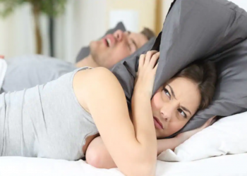 5 simple remedies to stop snoring