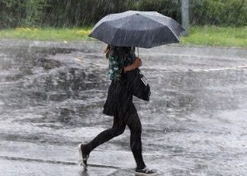 UAE, This weekend going to be showery.