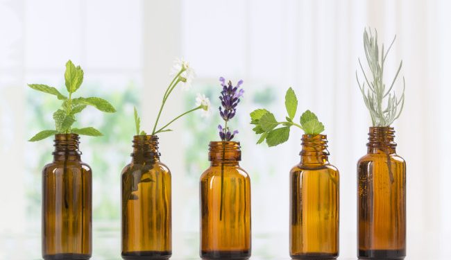 What are essential oils? What are its uses?