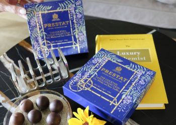 Let your mother’s gift be a box of luxurious chocolate