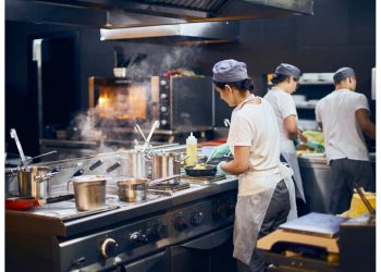 How cloud kitchens are the future of the food industry?