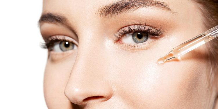 Benefits of adding Hyaluronic acid to your skincare regime and a list of products that work