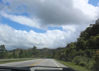 5 Best Places to Road Trip in the UAE