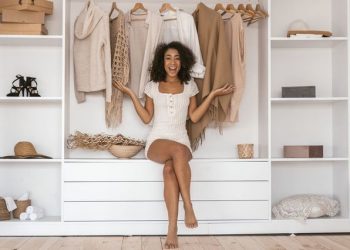 5 Tips On How To Organise Your Wardrobe.