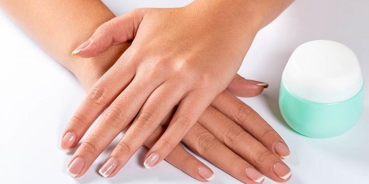 Tips on how to make your nails stronger and longer