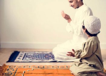 Prayer time in Abu Dhabi