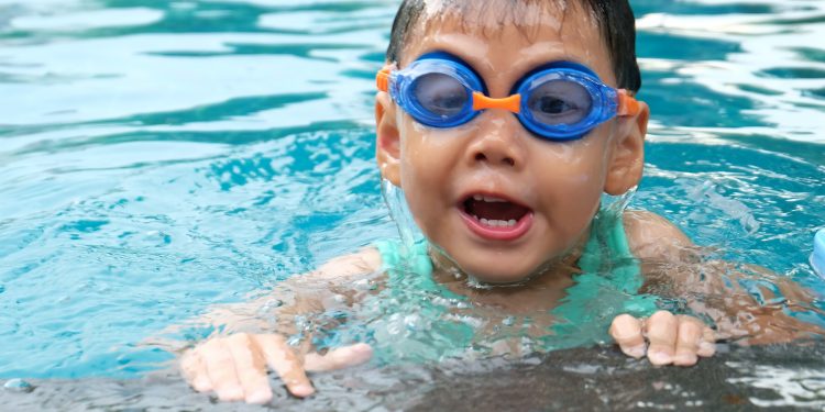 Kids under five banned from adult hotel pools in Dubai
